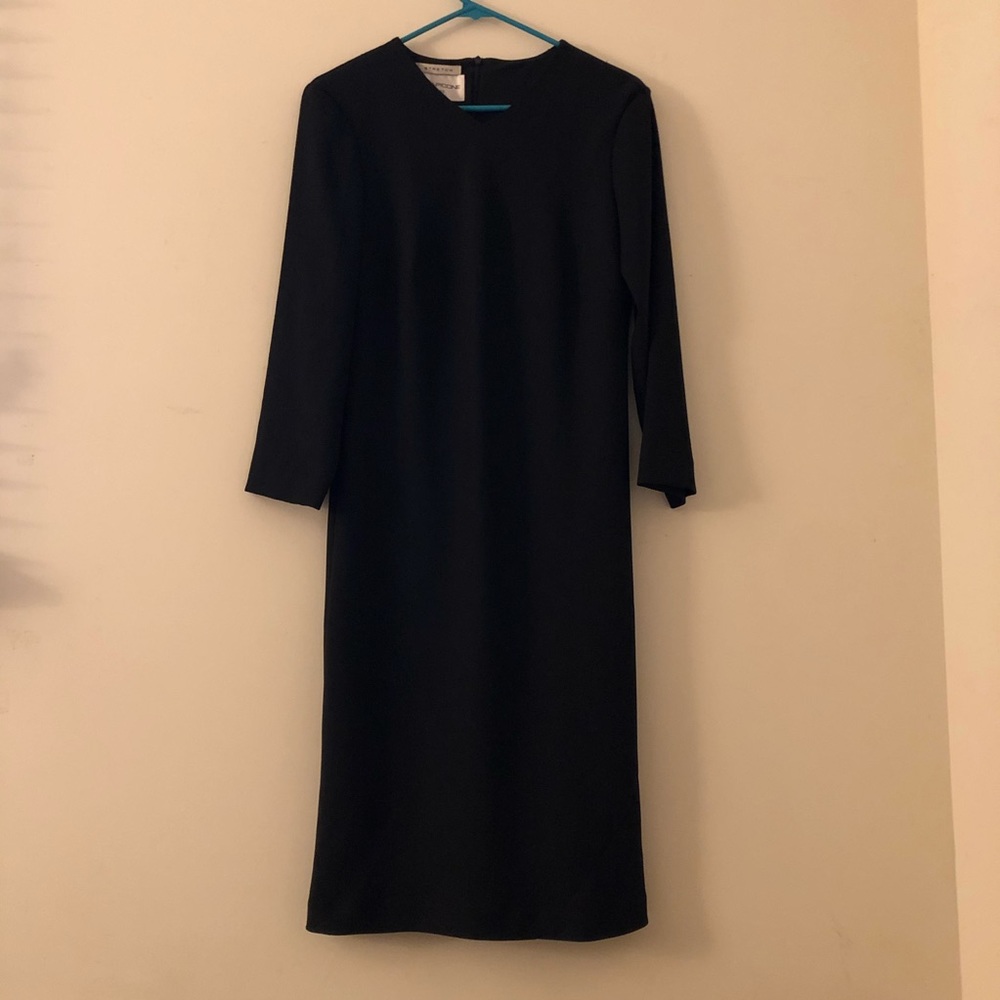 NWOT Evan Picone black V neck long sleeve dress